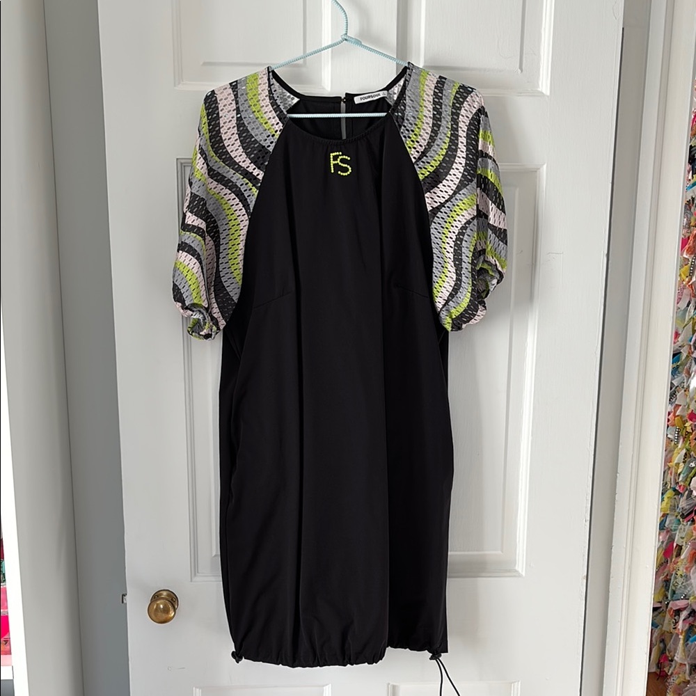 Foursoul dress large